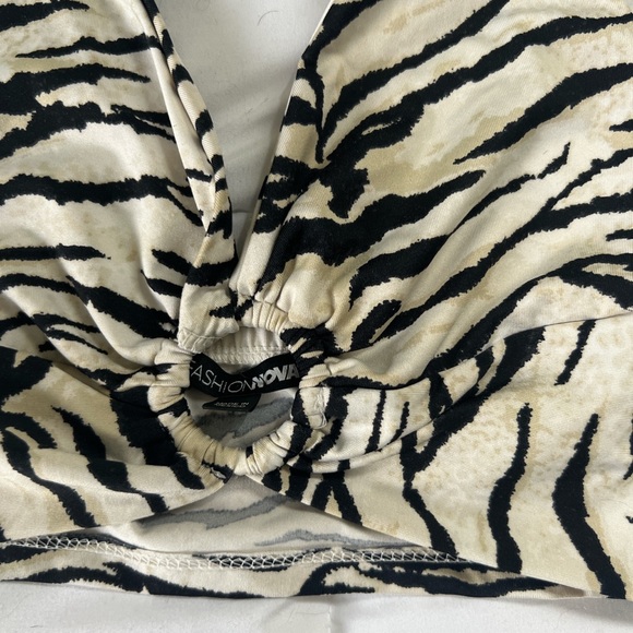 Zebra print crop top - Picture 2 of 3